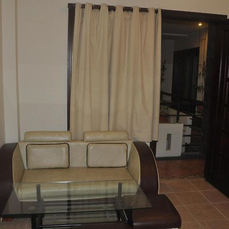 Caroline Hotel Ho Chi Minh City Bagian luar foto