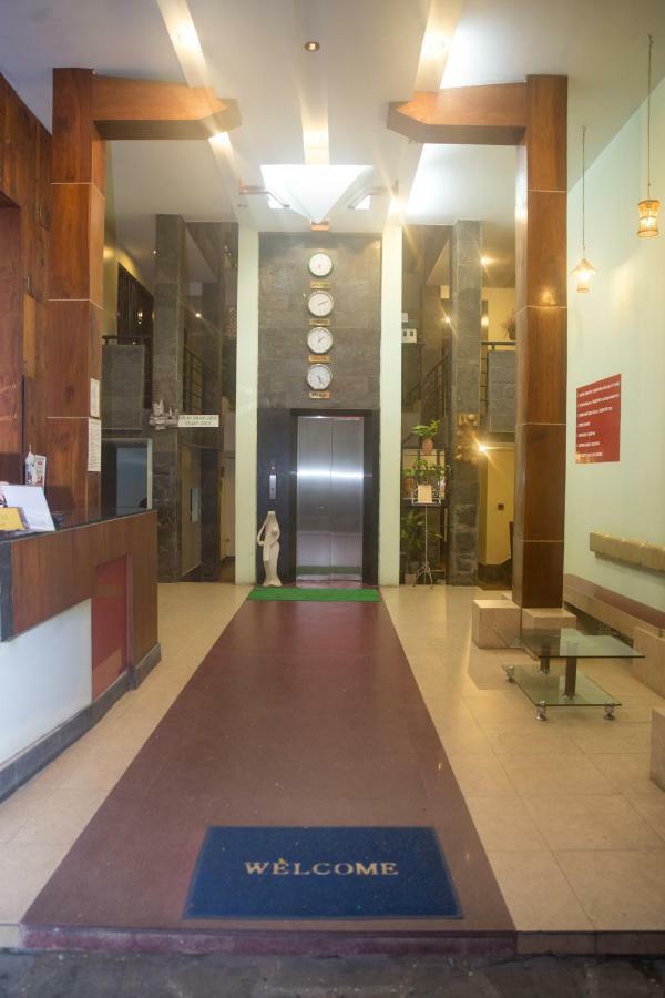 Caroline Hotel Ho Chi Minh City Bagian luar foto