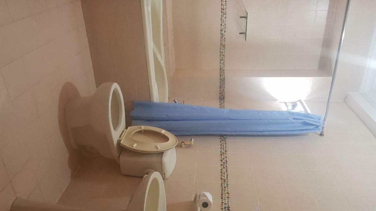 Caroline Hotel Ho Chi Minh City Bagian luar foto